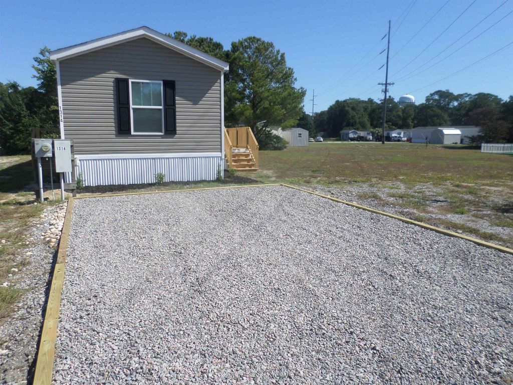 1314 Seagull Blvd., North Myrtle Beach, SC 29582 — exterior