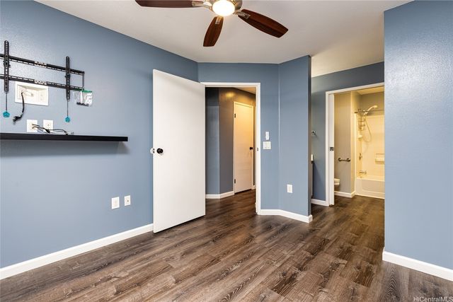 95-1011 Kaapeha Street 77, Honolulu, HI 96789