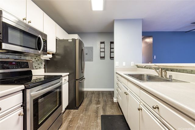 95-1011 Kaapeha Street 77, Honolulu, HI 96789