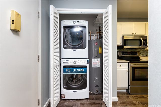 95-1011 Kaapeha Street 77, Honolulu, HI 96789