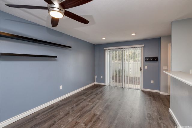 95-1011 Kaapeha Street 77, Honolulu, HI 96789