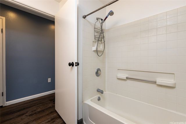 95-1011 Kaapeha Street 77, Honolulu, HI 96789