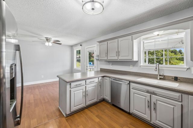 6403 Olde Ferry Landing, Harrison, TN 37341