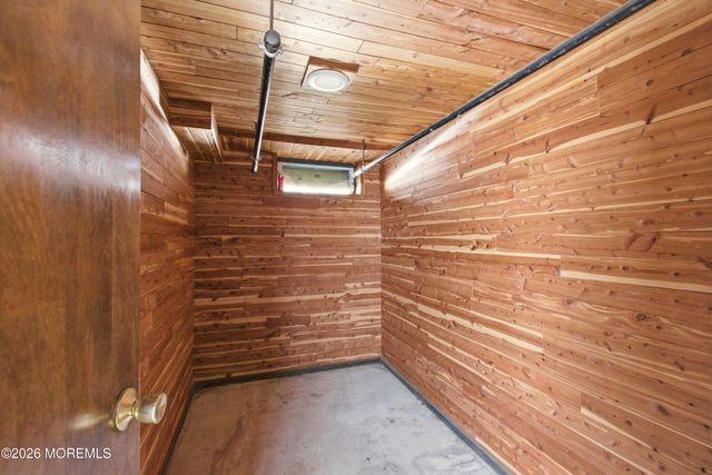 1041 Mulberry Place, Toms River, NJ 08753