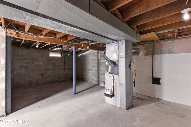 1041 Mulberry Place, Toms River, NJ 08753