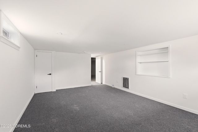 1041 Mulberry Place, Toms River, NJ 08753