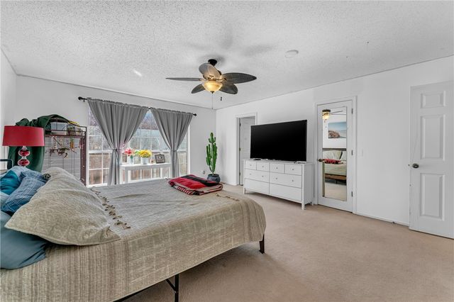 106 E Woodlou Lane, Rogers, AR 72756