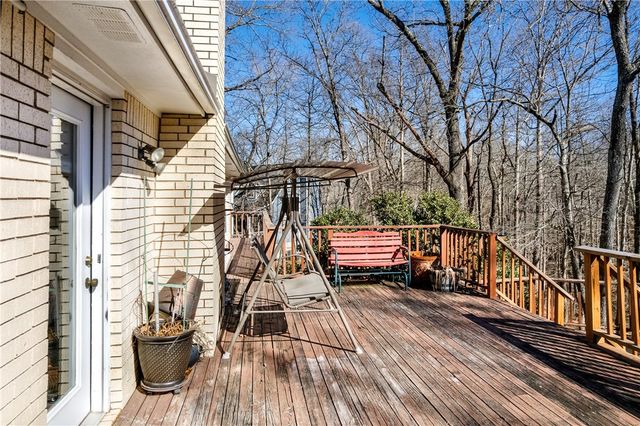 106 E Woodlou Lane, Rogers, AR 72756