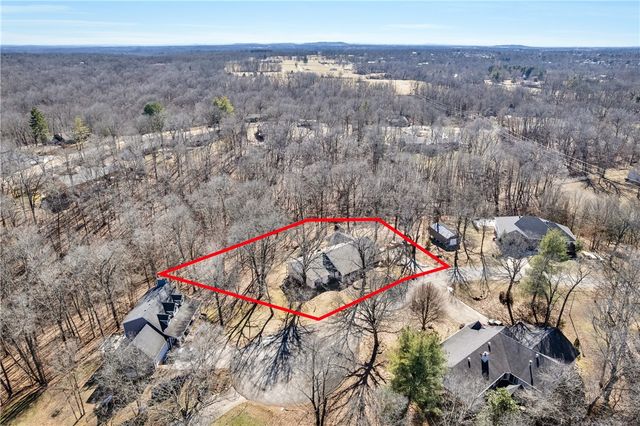 106 E Woodlou Lane, Rogers, AR 72756