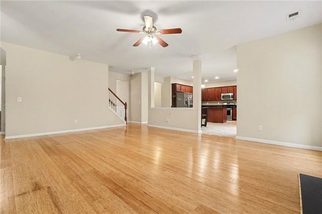 1147 Silvergate Lane S, Mableton, GA 30126