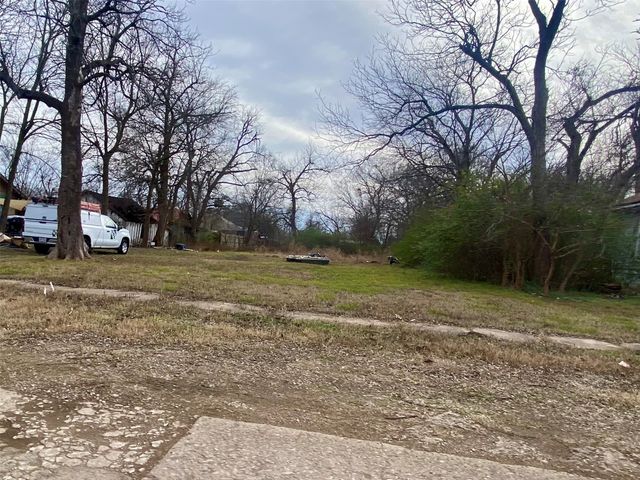 1201 1203 Market Street W, Honey Grove, TX 75446
