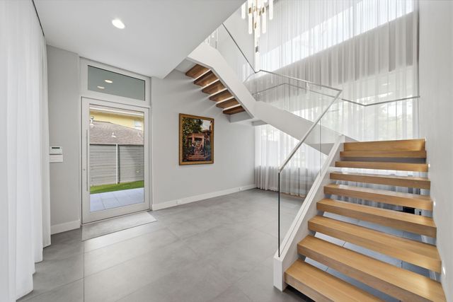 4211 Markham Street, Houston, TX 77027