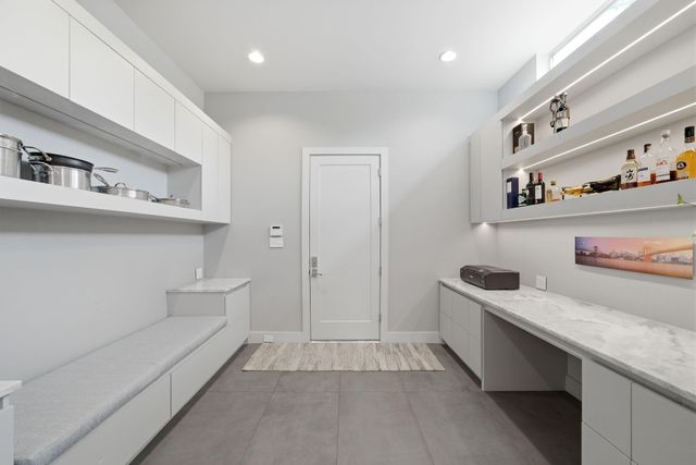 4211 Markham Street, Houston, TX 77027