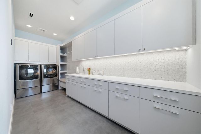 4211 Markham Street, Houston, TX 77027