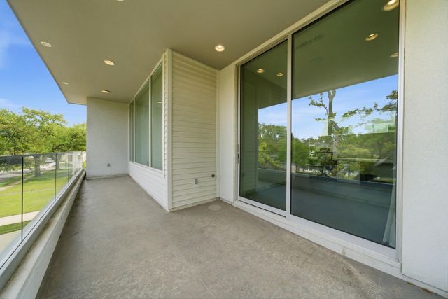 4211 Markham Street, Houston, TX 77027