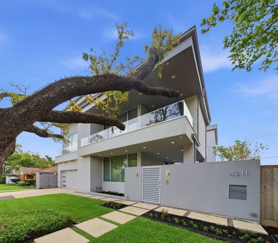 4211 Markham Street, Houston, TX 77027
