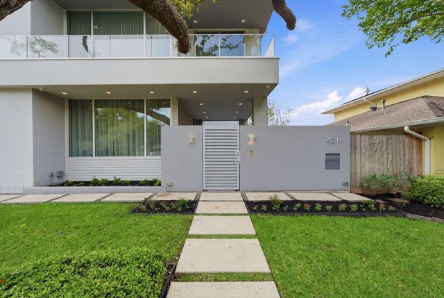 4211 Markham Street, Houston, TX 77027