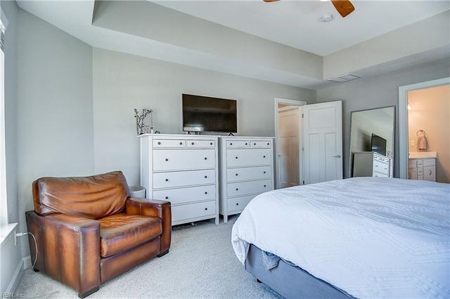 313 Maycox LN, Chesapeake, VA 23322