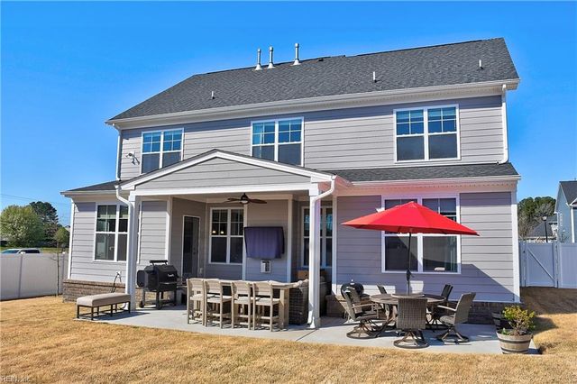 313 Maycox LN, Chesapeake, VA 23322