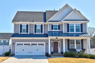 313 Maycox LN, Chesapeake, VA 23322