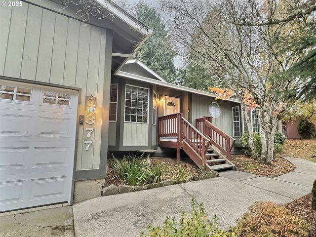 377 Se BARNES Ave, Gresham, OR 97080