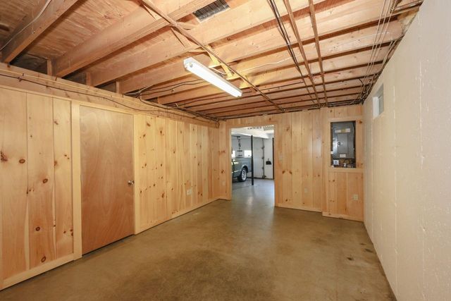172 Farrarville Road, Belmont, NH 03220
