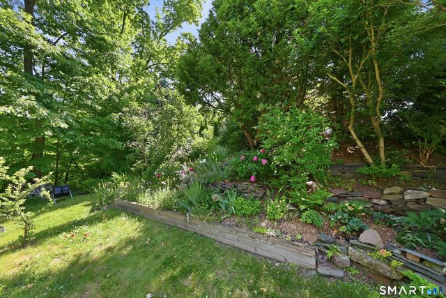 36 Hunting Hill Avenue, Middletown, CT 06457