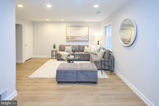 6373 PATIENCE CT, Alexandria, VA 22315