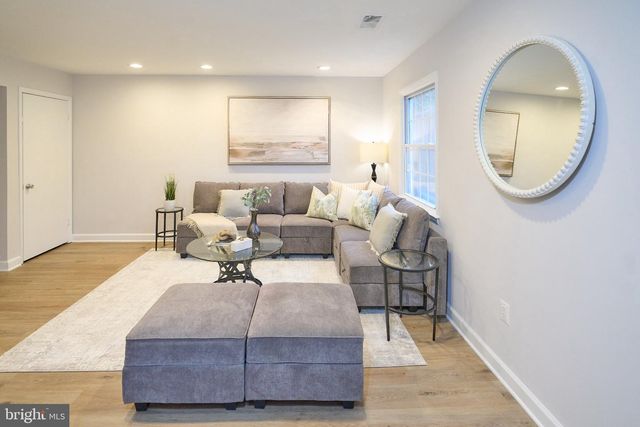 6373 PATIENCE CT, Alexandria, VA 22315
