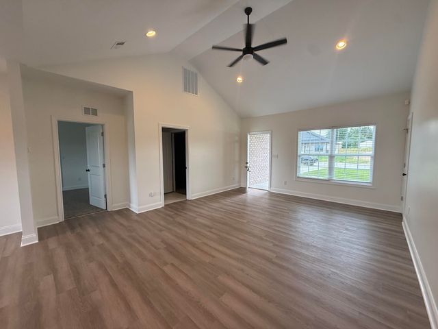 302 Cinchpost Circle, London, KY 40744
