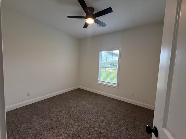 302 Cinchpost Circle, London, KY 40744