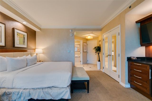 145 East HARMON Avenue 2417, Las Vegas, NV 89109