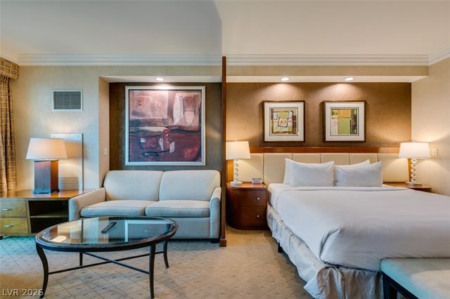 145 East HARMON Avenue 2417, Las Vegas, NV 89109