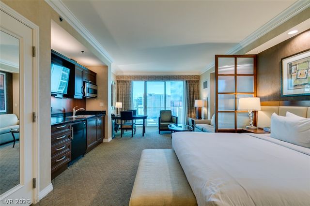 145 East HARMON Avenue 2417, Las Vegas, NV 89109