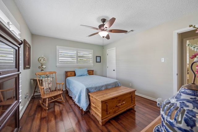 1060 Old Stacy Road, Fairview, TX 75069