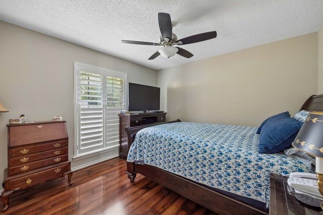 1060 Old Stacy Road, Fairview, TX 75069