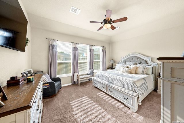 5611 Strimple St, New Braunfels, TX 78132