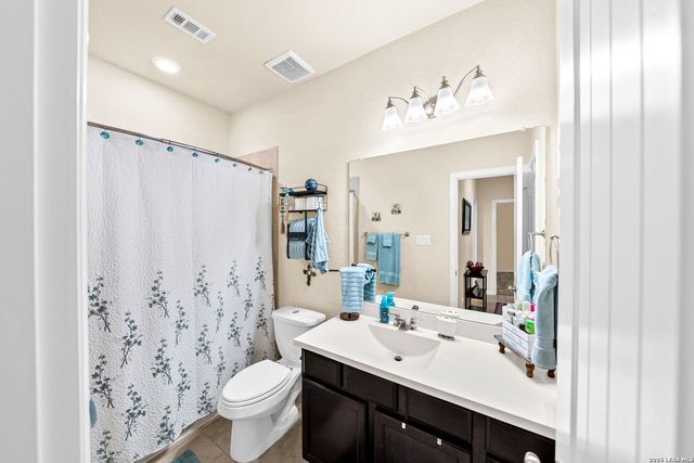5611 Strimple St, New Braunfels, TX 78132