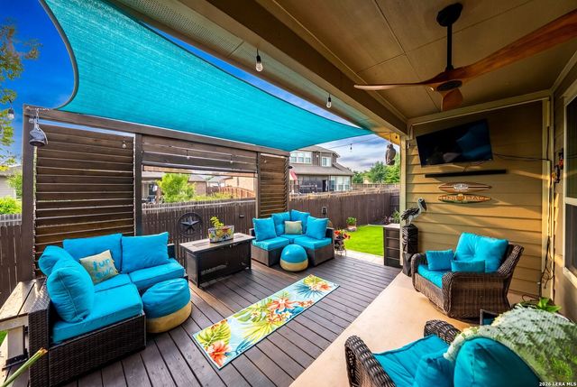 5611 Strimple St, New Braunfels, TX 78132