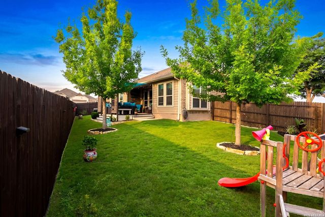 5611 Strimple St, New Braunfels, TX 78132