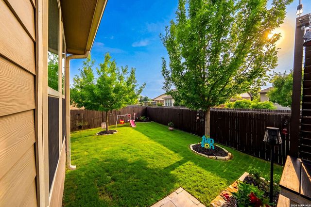 5611 Strimple St, New Braunfels, TX 78132