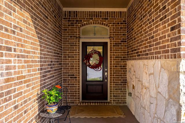 5611 Strimple St, New Braunfels, TX 78132