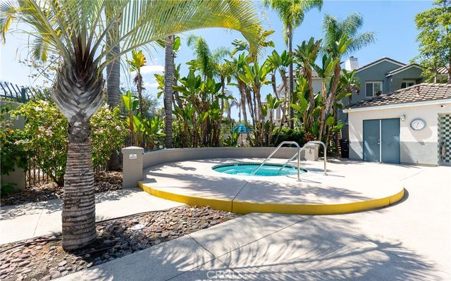 7583 Hazard Center Dr, San Diego, CA 92108