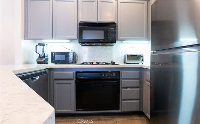 7583 Hazard Center Dr, San Diego, CA 92108