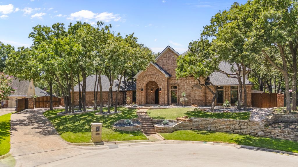 3201 Eaton Circle, Colleyville, TX 76034