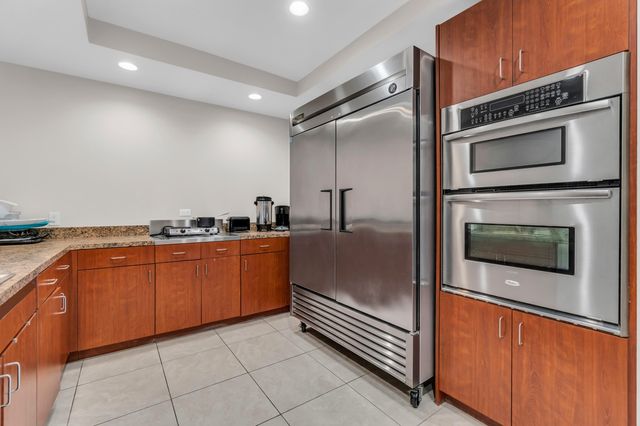 3300 NE 36th Street 1711, Fort Lauderdale, FL 33308