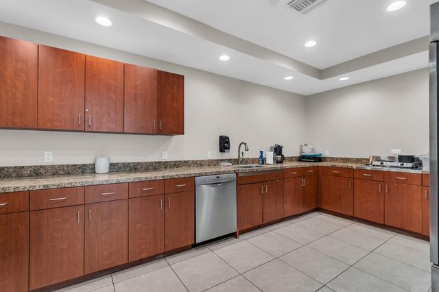 3300 NE 36th Street 1711, Fort Lauderdale, FL 33308