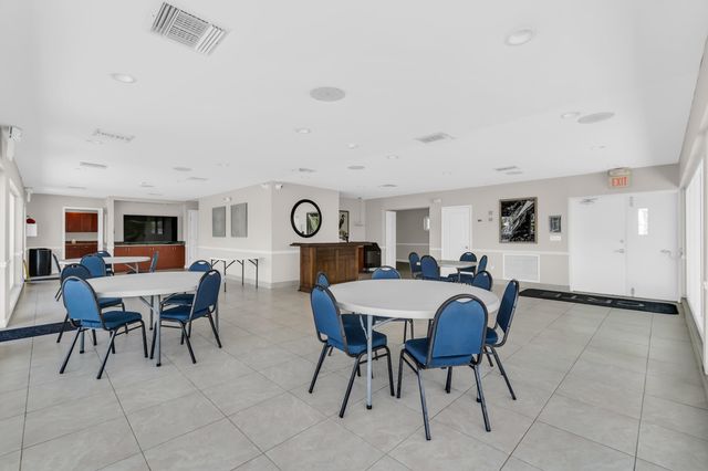 3300 NE 36th Street 1711, Fort Lauderdale, FL 33308