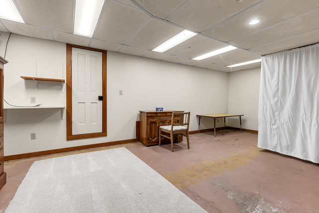 1326 Brownwood Drive, Rockford, IL 61107