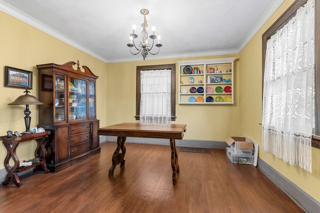 1326 Brownwood Drive, Rockford, IL 61107